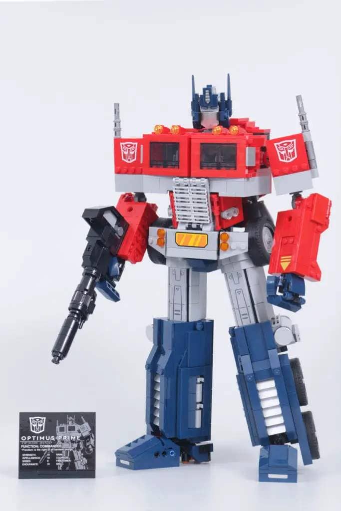 LEGO Transformers 10302 Optimus Prime review 1