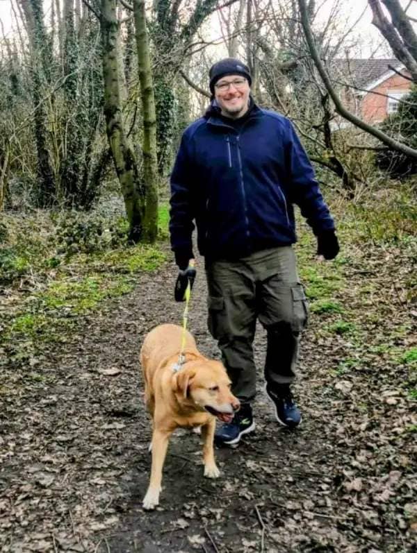 Simon O???Brien and his pet Labrador Bella who were diagnosed with kidney cancer at the same time (Collect/PA Real Life).