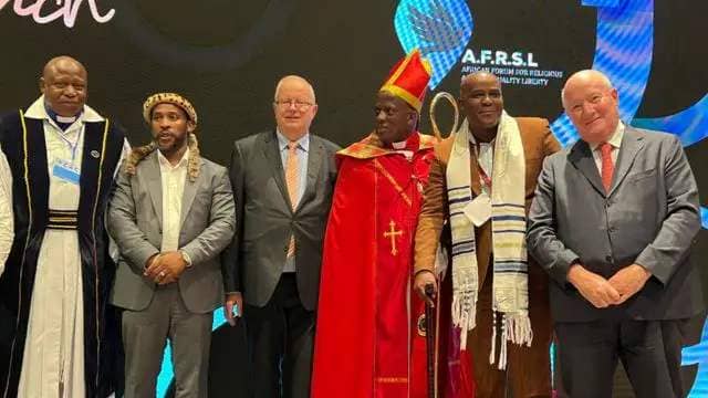 Massimo Introvigne with FOREF’s Peter Zoehrer and African religious leaders at the AFRSL founding meeting.