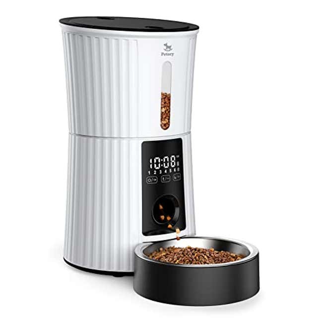 Image for article titled Make Your Pet Mealtime Easier with Petory Timed Automatic Cat Feeders, 29% Off