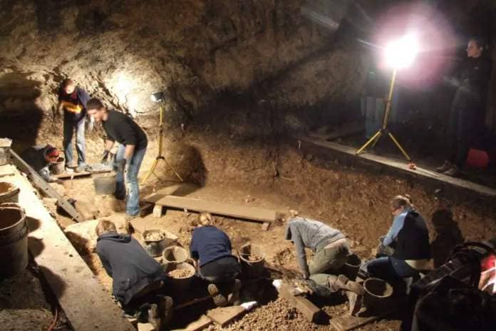 Researchers Digging In Ciemna Cave